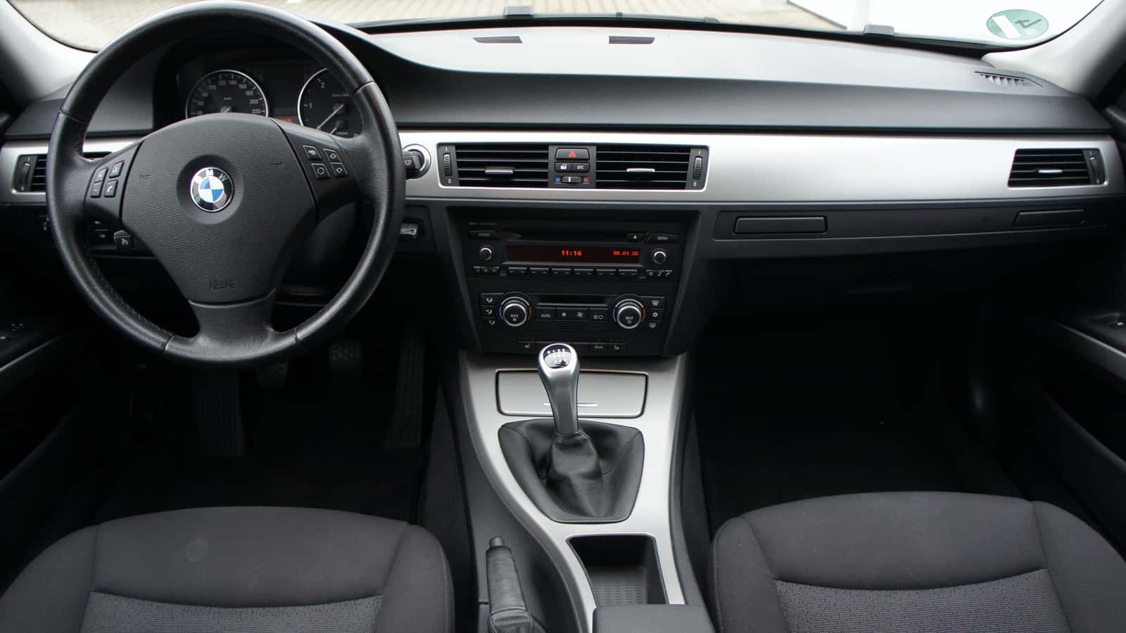BMW 318d Touring Bild