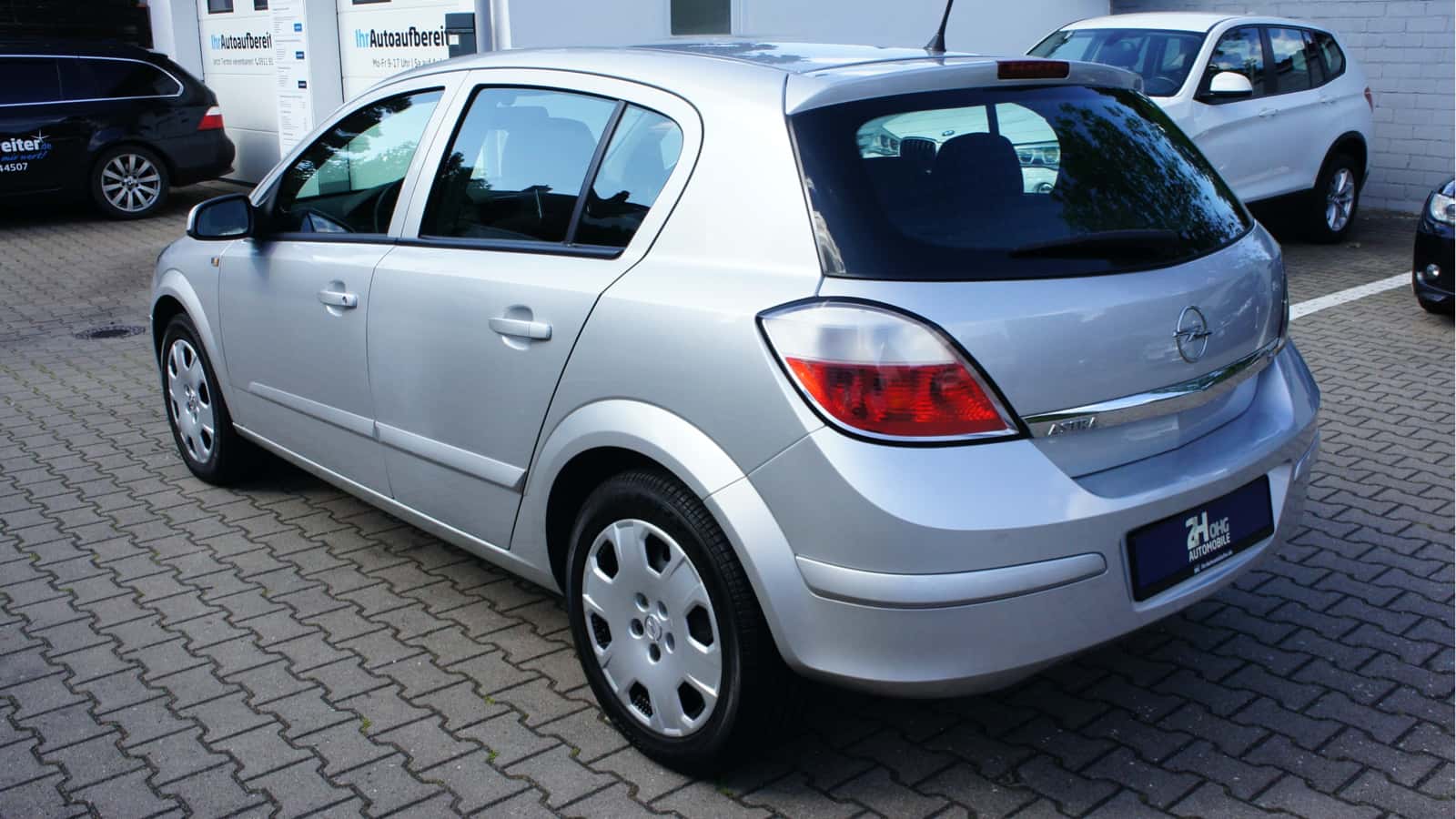 Opel Astra H Lim. Enjoy Bild