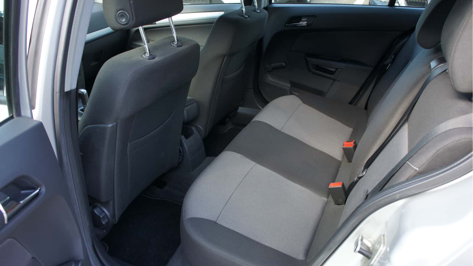 Opel Astra H Lim. Enjoy Bild