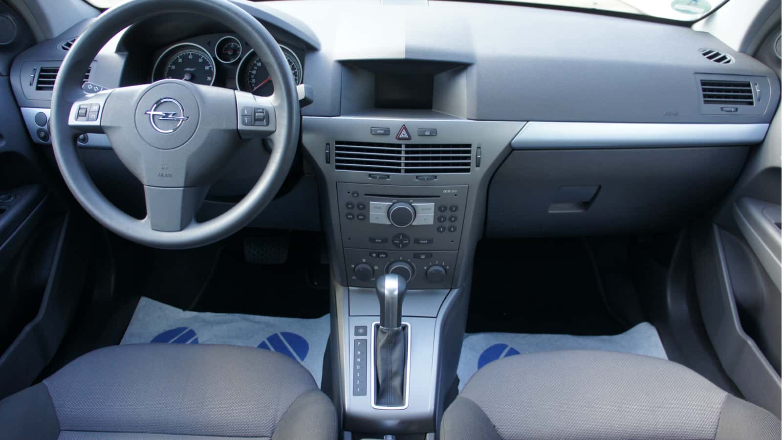 Opel Astra H Lim. Enjoy Bild